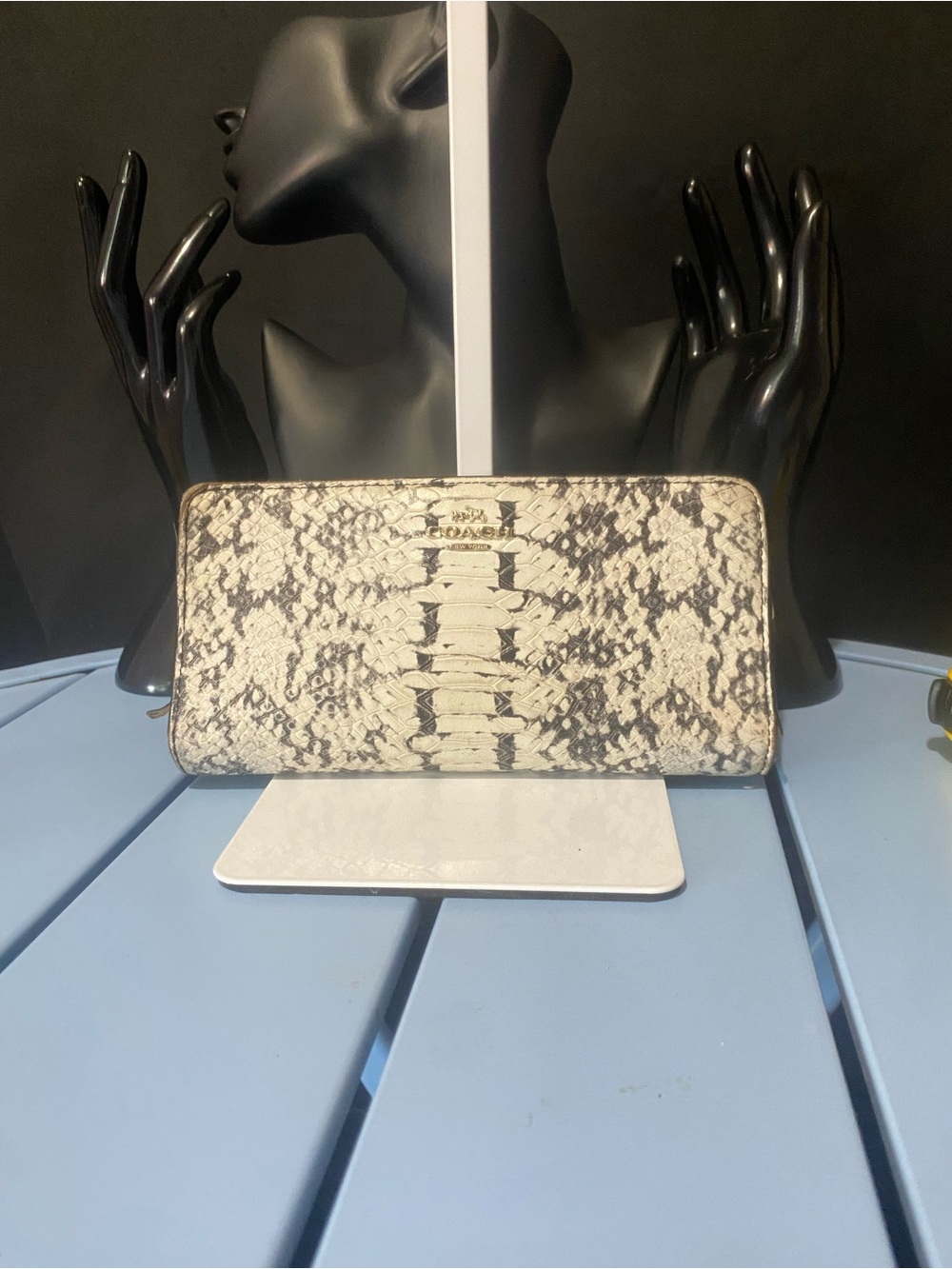 Vintage Coach Snake Skin Wallet Damaged See Photos Pre-Owned